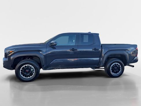 Used 2024 Toyota Tacoma TRD Off-Road image 2