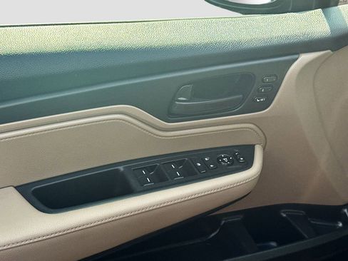 Used 2018 Honda Odyssey EX-L image 16