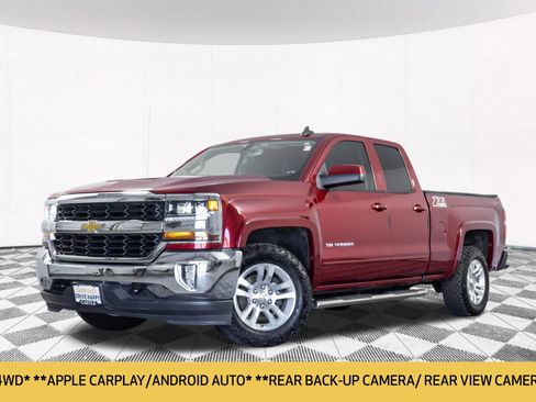 Used 2018 Chevrolet Silverado 1500 LT w/ All Star Edition AWD/4WD image 2
