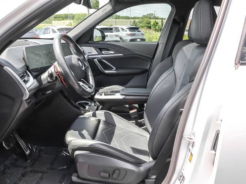 Used 2025 BMW X1 M35i AWD/4WD image 6