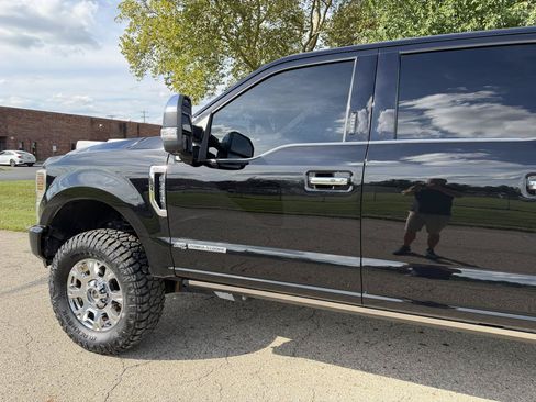 Used 2022 Ford F350 King Ranch w/ King Ranch Ultimate Package AWD/4WD image 15
