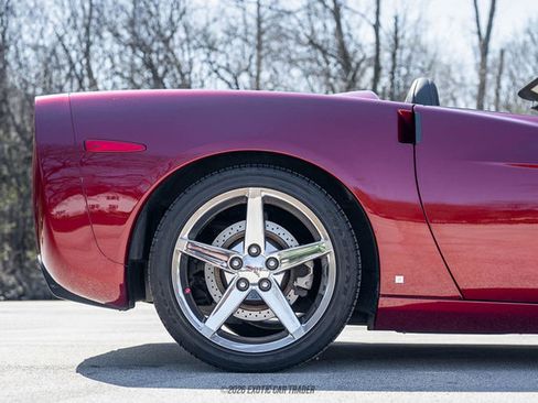 Used 2007 Chevrolet Corvette Convertible w/ Preferred Equipment Group RWD image 10