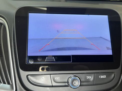 Used 2023 Chevrolet Malibu LT image 30