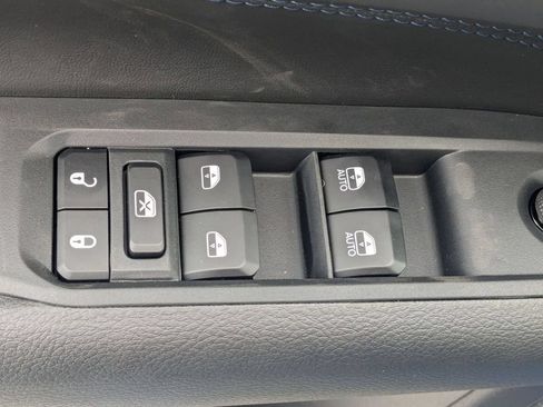 New 2026 Jeep Compass Latitude AWD/4WD image 13