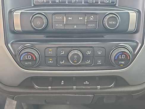 Used 2017 GMC Sierra 2500 SLE image 23