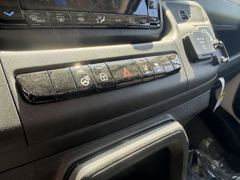 New 2025 RAM ProMaster 3500 w/ Cold Weather Group FWD image 35