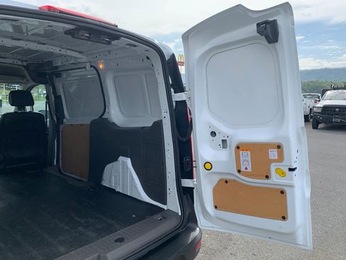 Used 2021 Ford Transit Connect XL image 29