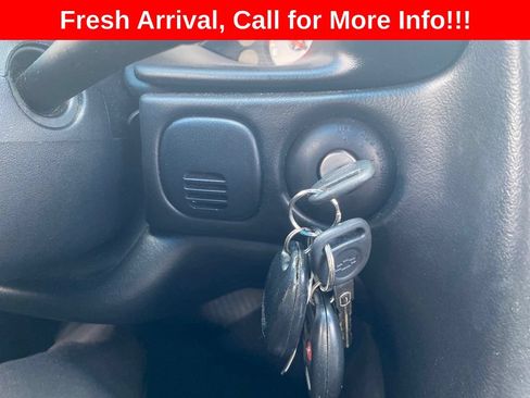 Used 1998 Chevrolet Corvette Coupe w/ Memory Pkg RWD image 11