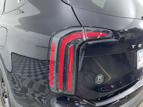 Used 2023 Kia Telluride EX X-Line image 37