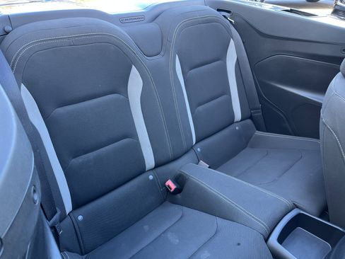 Used 2020 Chevrolet Camaro LT image 18