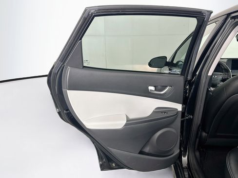 Used 2023 Hyundai Kona SE FWD image 25