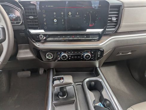 Certified 2023 GMC Sierra 1500 SLT w/ SLT Convenience Package image 12