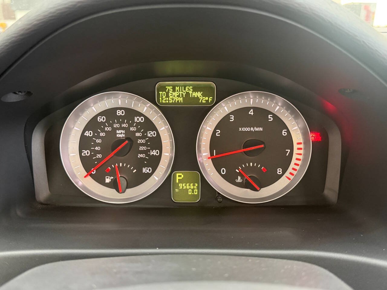 Used 2011 Volvo C70 T5 FWD image 20