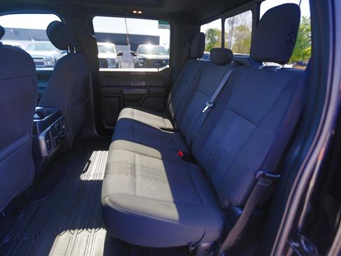 Used 2019 Ford F150 XLT w/ Equipment Group 302A Luxury AWD/4WD image 11