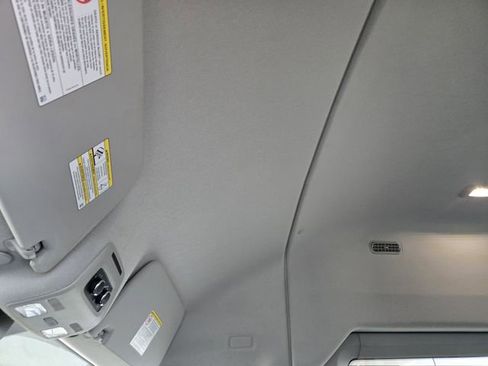 Used 2024 Ford Transit 350 XLT image 23