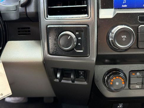 Used 2022 Ford F250 XLT AWD/4WD image 24