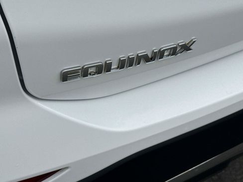 Used 2023 Chevrolet Equinox LT FWD image 7