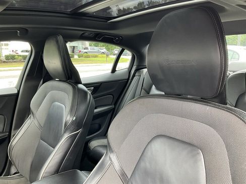 Used 2019 Volvo S60 T6 R-Design AWD/4WD image 22