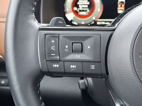 Certified 2023 Nissan Pathfinder Platinum image 25