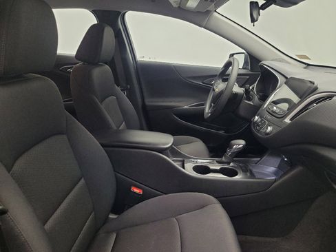 Used 2025 Chevrolet Malibu LS FWD image 21