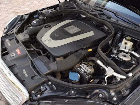 Used 2011 Mercedes-Benz E 350 4MATIC Sedan image 93