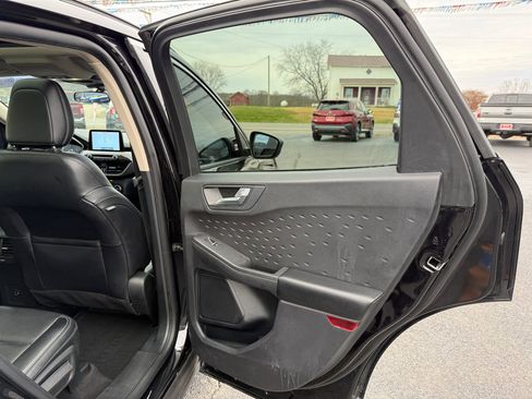 Used 2020 Ford Escape SEL image 23