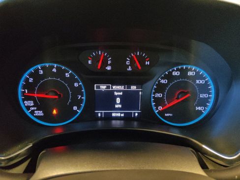 Used 2018 Chevrolet Equinox LT image 23