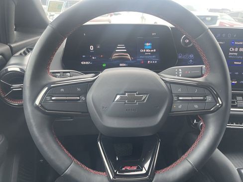 Used 2024 Chevrolet Equinox EV RS image 19