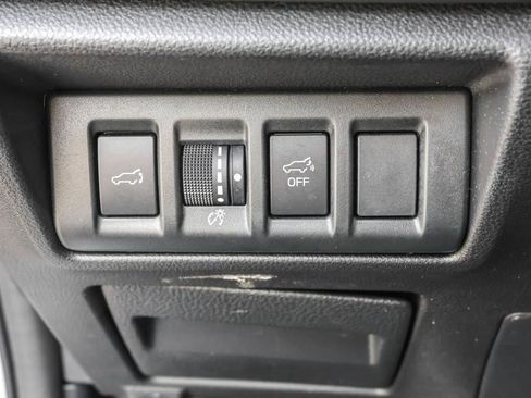 Used 2024 Subaru Outback Limited AWD/4WD image 20