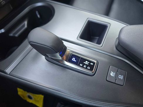 New 2026 Lexus UX 300h FWD image 32