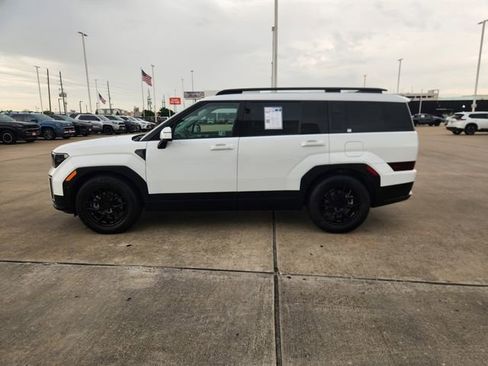 Used 2024 Hyundai Santa Fe Calligraphy FWD image 4