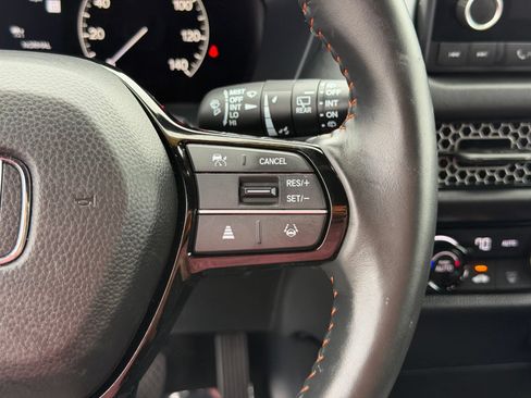Used 2025 Honda HR-V Sport image 16