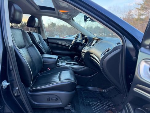 Used 2019 INFINITI QX60 Luxe w/ Essential Package image 16