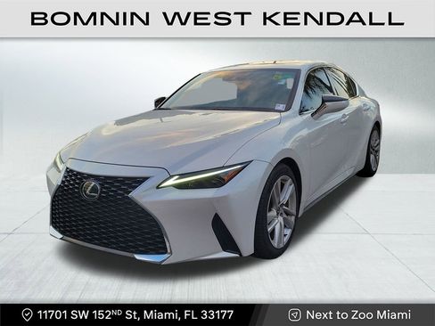 Used 2023 Lexus IS 300 w/ Comfort Package image 3