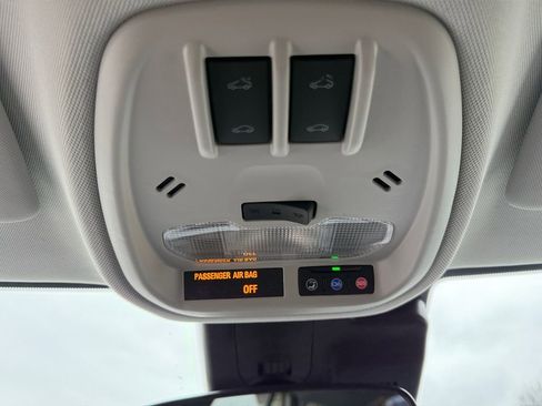 New 2026 Chevrolet Trax LT w/ Sunroof Package image 20