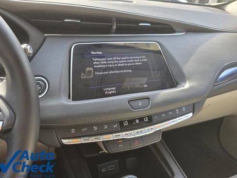 Used 2023 Cadillac XT4 Luxury FWD image 25