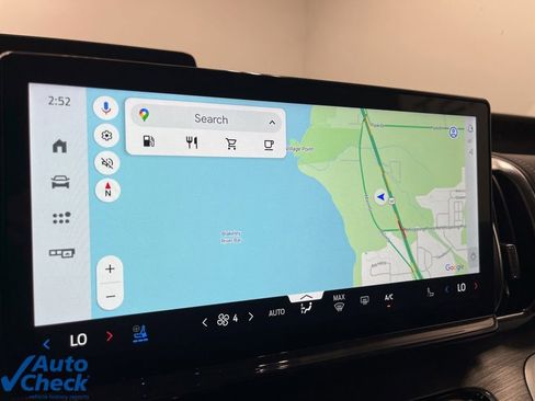 Used 2025 Ford Expedition Platinum image 16