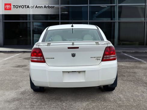 Used 2010 Dodge Avenger R/T image 10