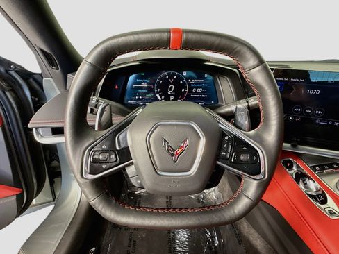 Used 2023 Chevrolet Corvette Stingray Preferred Conv w/ Z51 Performance Package RWD image 13