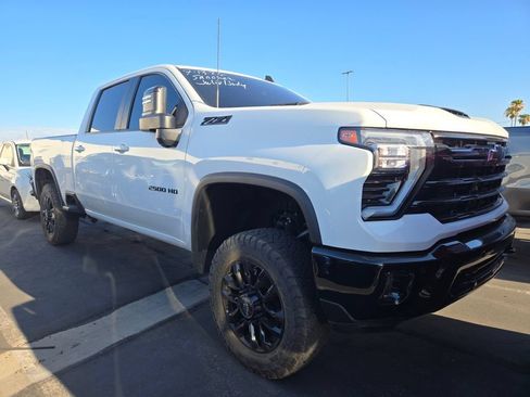 Used 2025 Chevrolet Silverado 2500 LT w/ Trail Boss Package AWD/4WD image 1