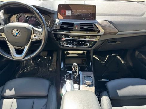 Used 2018 BMW X3 xDrive30i w/ Convenience Package image 2