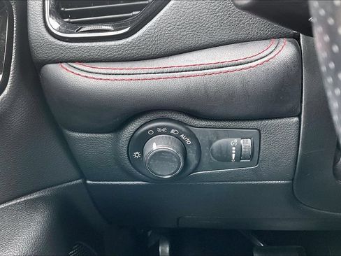 Used 2024 Dodge Durango GT AWD/4WD image 15