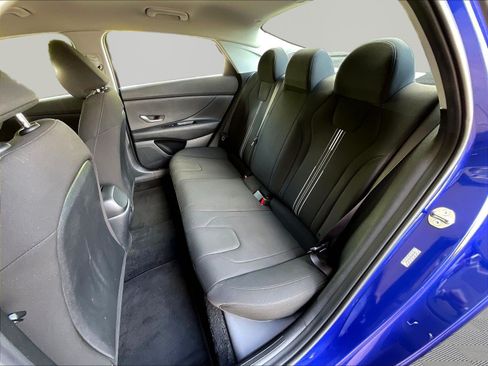 Used 2023 Hyundai Elantra SEL FWD image 20