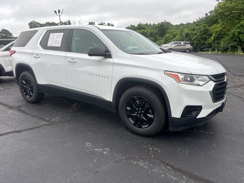 Used 2019 Chevrolet Traverse LS FWD image 7