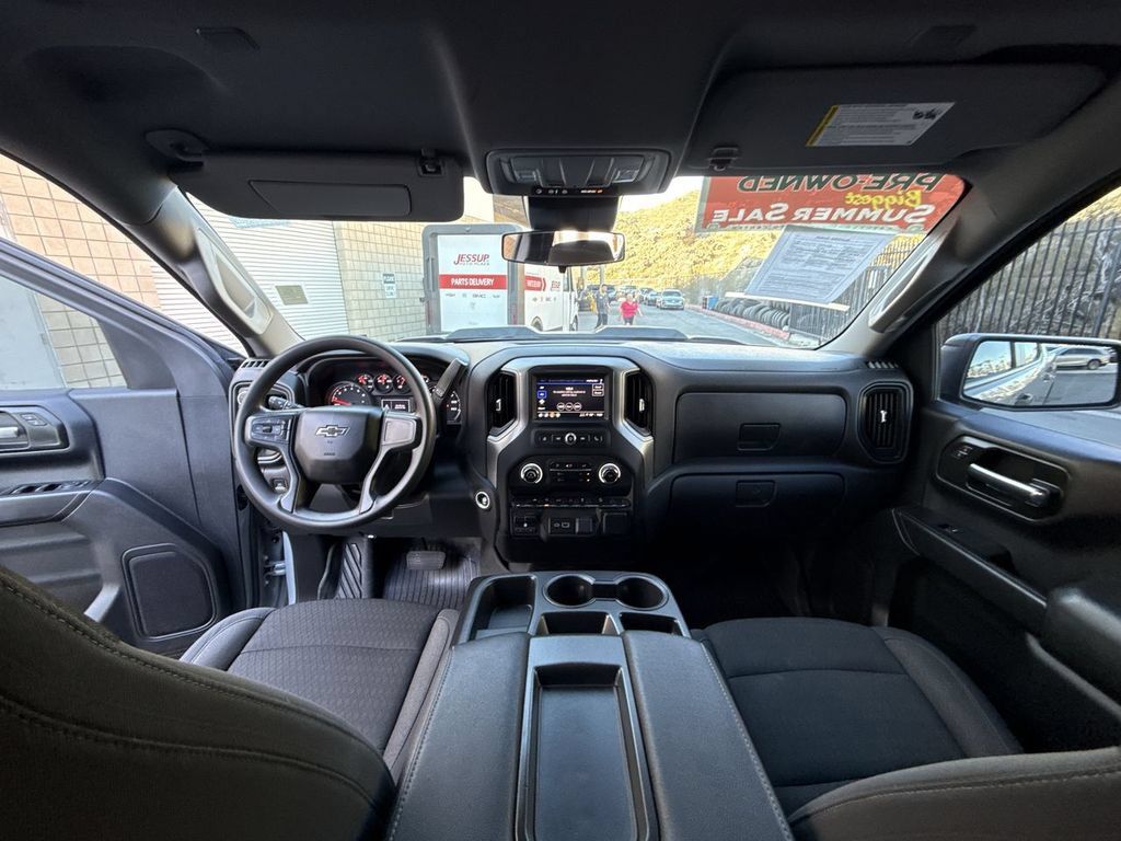 Used 2024 Chevrolet Silverado 1500 Custom Trail Boss w/ LPO, Dark Essentials Package AWD/4WD image 19