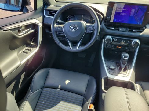 Used 2023 Toyota RAV4 XSE w/ XSE Grade Weather Package AWD/4WD image 16