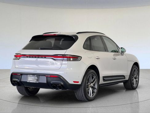 Certified 2023 Porsche Macan S AWD/4WD image 8