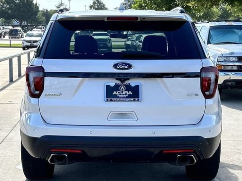 Used 2017 Ford Explorer Sport w/ Equipment Group 401A AWD/4WD image 5