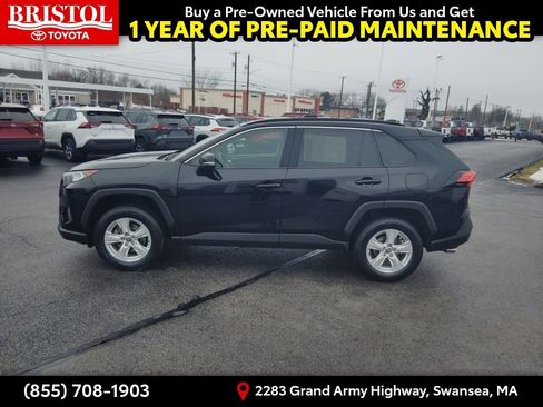 Used 2021 Toyota RAV4 XLE image 4