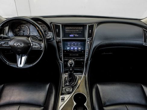 Used 2019 INFINITI Q50 Luxe w/ Essential Package (3.0T Luxe) image 16